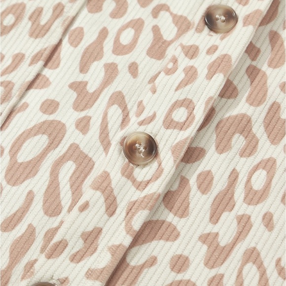 🔥🔥Leopard Corduroy Button Up Shirt - Picture 4 of 5